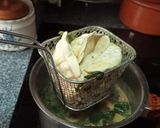 Foto del paso 4 de la receta: Gyozas en Caldo 🍲 de Sabor Oriental 🍜 🇯🇵