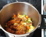 Foto del paso 4 de la receta: Costillas guisadas con toque de brandy
