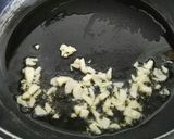Foto del paso 3 de la receta Arroz con setas y marisco