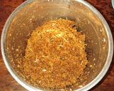 वडापाव ची चटणी (vada pav chutney recipe in marathi) रेसिपी स्टेप 2 फोटो