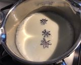 Une image de l'étape 3 de Sauce crème au beurre et anis etoilé.
