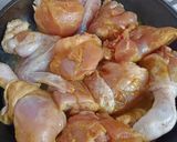 Foto langkah ke 4 dari resep Ayam goreng mentega berempah bawang putih.