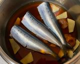 A picture of step 2 of Japanese Sardine Ume Ni.