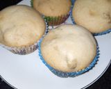 A picture of step 10 of Orange Raisin Muffins.