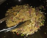 A picture of step 4 of Stir fry noodles.