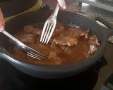 Foto del paso 11 de la receta: Escalopines de ternera en salsa de cebolla