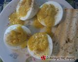 A picture of step 4 of Boiled eggs meze.