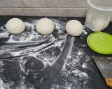Foto del paso 8 de la receta: Pizza con todos los detalles, cantidades y esperas