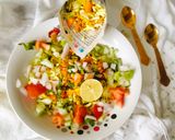 A picture of step 5 of Kara pori chaat (Crunchy and Flavorful Evening Snacks).