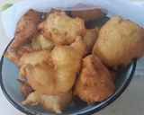 A picture of step 3 of Ikhekhe elinamafutha - Fatcake - Vetkoek.