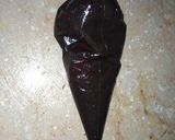 A picture of step 1 of Pomegranate chocolate bites.