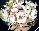 Foto langkah ke 2 dari resep Nasi Goreng Sosis.