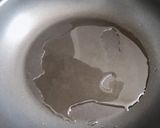 Hình bước làm 2 của món Cá Hồi Kho Tiêu
