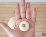 मिल्क पेड़ा(Milk Peda recipe in Hindi) रेसिपी चरण 4 फोटो