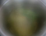 A picture of step 2 of Lemon grass & mint leaves tea.