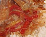 Foto del paso 3 de la receta: Bifecitos de cerdo con salsa y arroz