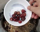 A picture of step 10 of 3 color Pakora Karhi.