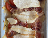 Foto del paso 9 de la receta: Merluza al horno con patata 🐟🥔