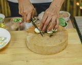 รูปขั้นตอนการทำที่ 2 ของ ข้าวผัดแกงเขียวหวาน ไก่ อาหารไทย เมนูผัด วิธีทำง่ายๆ