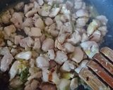 Foto del paso 2 de la receta: Ensalada tibia con pollo y puerro