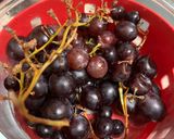 Foto del paso 2 de la receta: Clericó de uva, naranja y frutilla