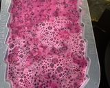 Foto langkah ke 5 dari resep Puding susu buah naga.
