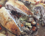 Foto del paso 8 de la receta: Pollo relleno para Navidad con nueces y ciruelas