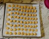 Foto langkah ke 4 dari resep 713. 🥧 Soes Kering isi Coklat.