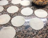 Foto del paso 2 de la receta: Empanadas de cabrito