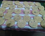 A picture of step 5 of Chocolate chips Cookies.