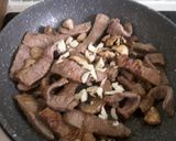 A picture of step 1 of Sig's Beef in Pepper and Garlic Sauce.