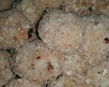 A picture of step 3 of #bandhan crispy cheesy rice balls.