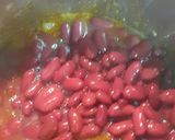 A picture of step 2 of Rajma curry.