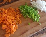 Foto del paso 1 de la receta: Tuco de pollo con morron verde