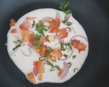 प्याज़ टमाटर उत्तपम (Pyaz tamatar uttapam recipe in hindi) रेसिपी चरण 2 फोटो