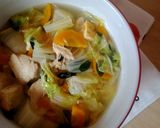 Foto langkah ke 3 dari resep Sayur sop sawi putih daun kelor.
