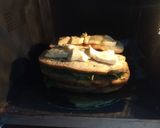 Foto del paso 8 de la receta: Suprema entre panes de estragón y ensalada de rúcula y parmesano