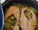 Foto del paso 3 de la receta: Rodajas de salmón al vino