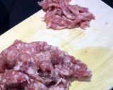 Foto del paso 6 de la receta: Pavo de Navidad con relleno de frutos secos, frutas, longaniza ibérica y cava