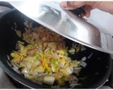 A picture of step 2 of Palak Sabzi.