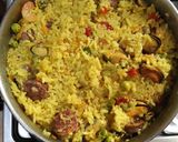 Foto del paso 6 de la receta: Arroz con choritos-longaniza