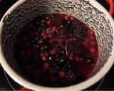 Erdei gyümölcsös sajttorta recept fázis 10 fotója