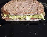 Une image de l'étape 5 de Salade au oeuf et avocat.