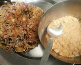 A picture of step 5 of Pyaz rôti With shakkar.