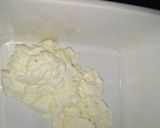 A picture of step 2 of Yakult Makhana Raita.
