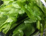 पालक मूंग दाल कचौड़ी (palak moong dal kachodi halwai style recipe in Hindi) रेसिपी चरण 1 फोटो
