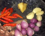 Foto langkah ke 1 dari resep Sayur lodeh pete.