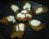 A picture of step 3 of Palak Pakoda Chaat.