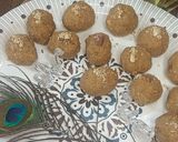 A picture of step 8 of Wheat flour jaggery pinni (gud laduu) आटा गुड़ पिन्नी.