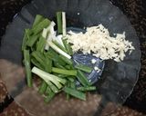 Foto langkah ke 4 dari resep Pangsit kuah Tomyam + Baso pentol ayam.